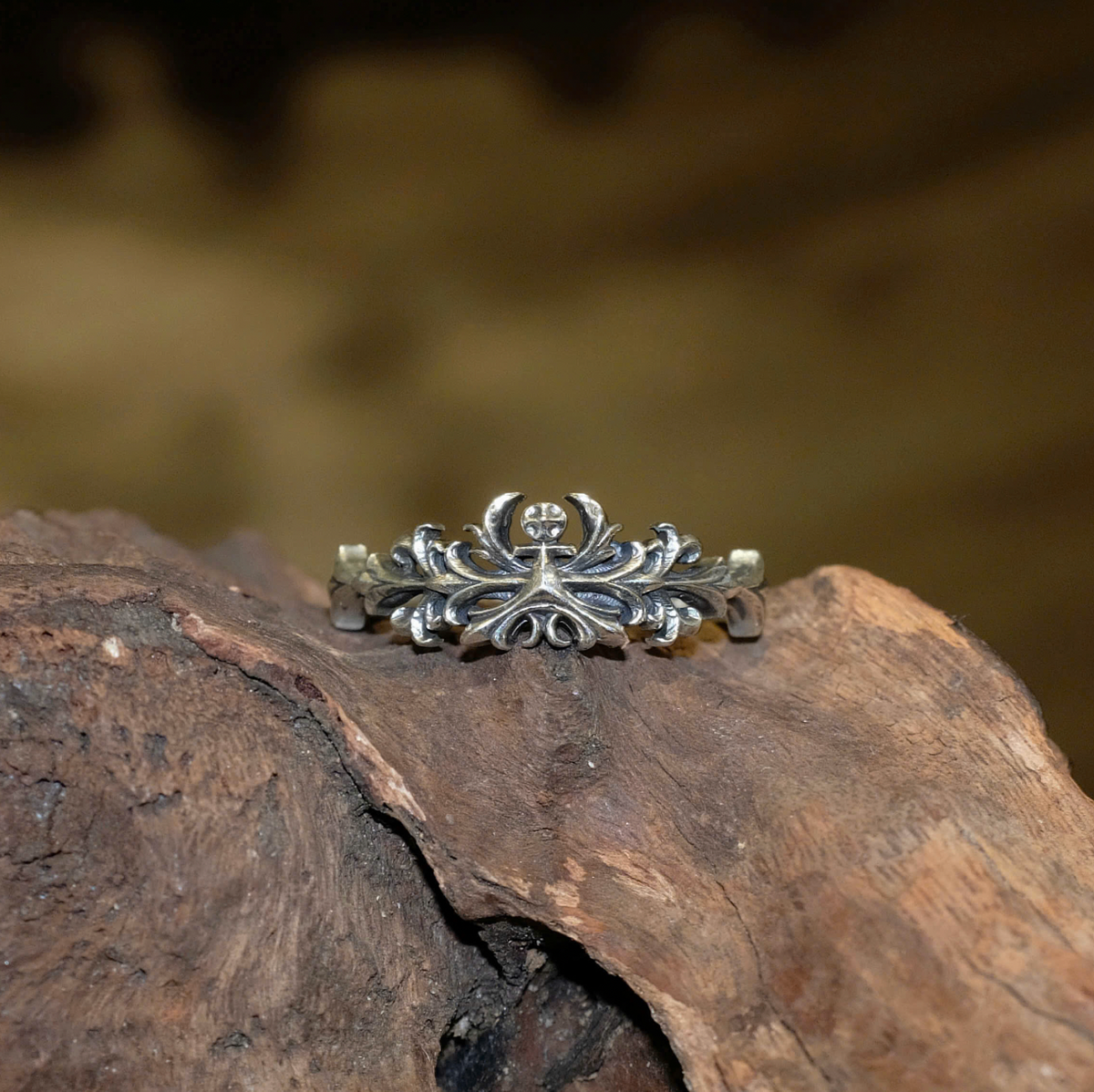 FRONT ATHLETE "THE ACANTHUS" Silver Ring YE24 - LIGHT