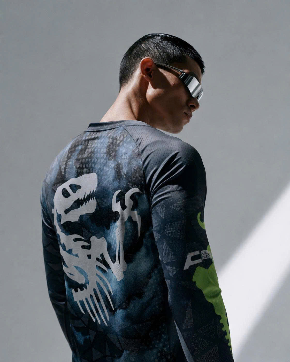 AIRBLADE V4 Long Sleeve "PREDATOR" – BLACK VIBER